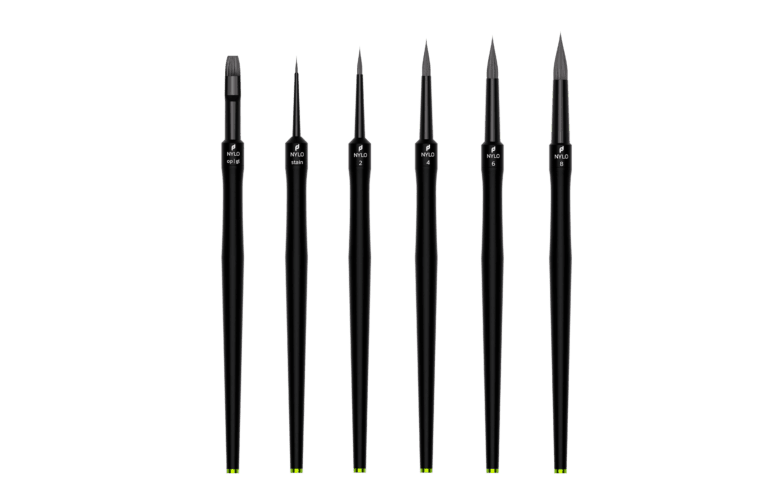 Schichtpinsel / Keramikpinsel: Die gesamte NyloBrush Range der Dentalpinsel von HPdent. Der Premium Keramikpinsel /Schichtpinsel mit Hybrid-Synthetikfasern und Schnellwechsel-Magnetspitze